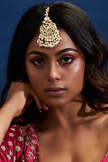 Gold Finish Yellow Kundan Polki & Grey Pearl Maang Tikka