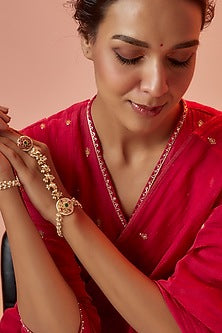 Gold Finish Yellow Kundan Polki Hathphools (Set Of 2)