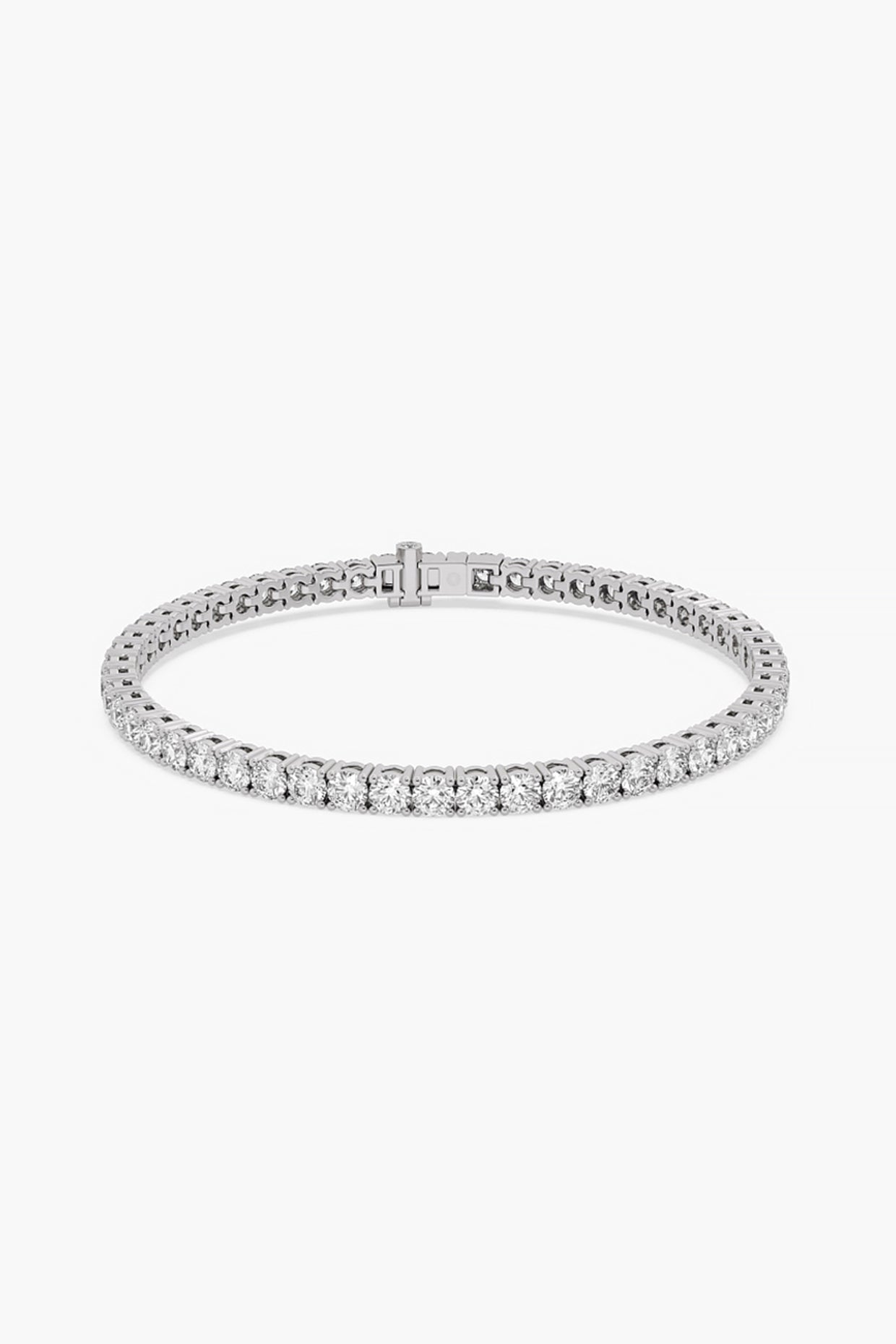 14kt White Gold Finish Lab Grown Round-Cut Diamond Tennis Bracelet
