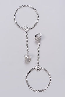 White Finish Zircon Hathphools (Set Of 2)