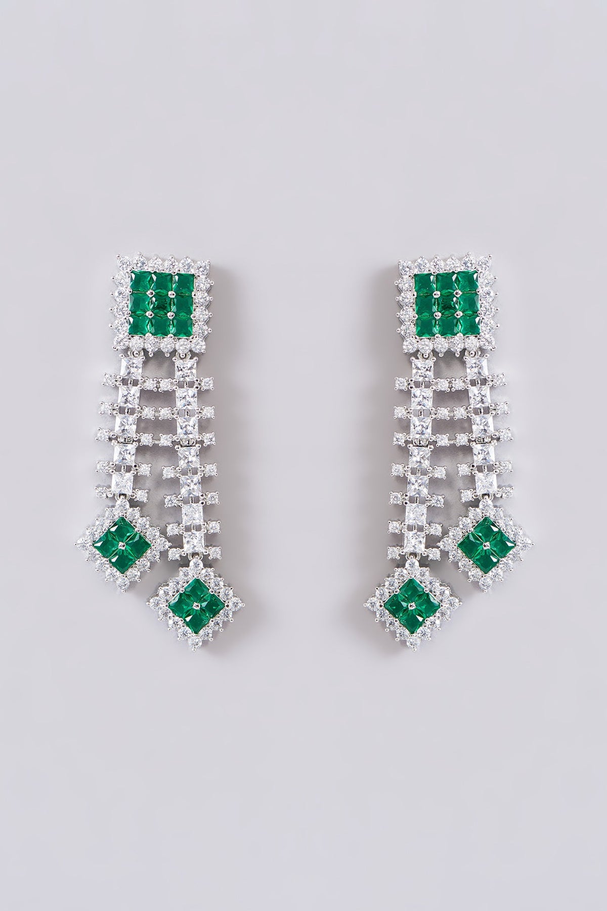 White Finish Zircon & Green Stone Necklace Set