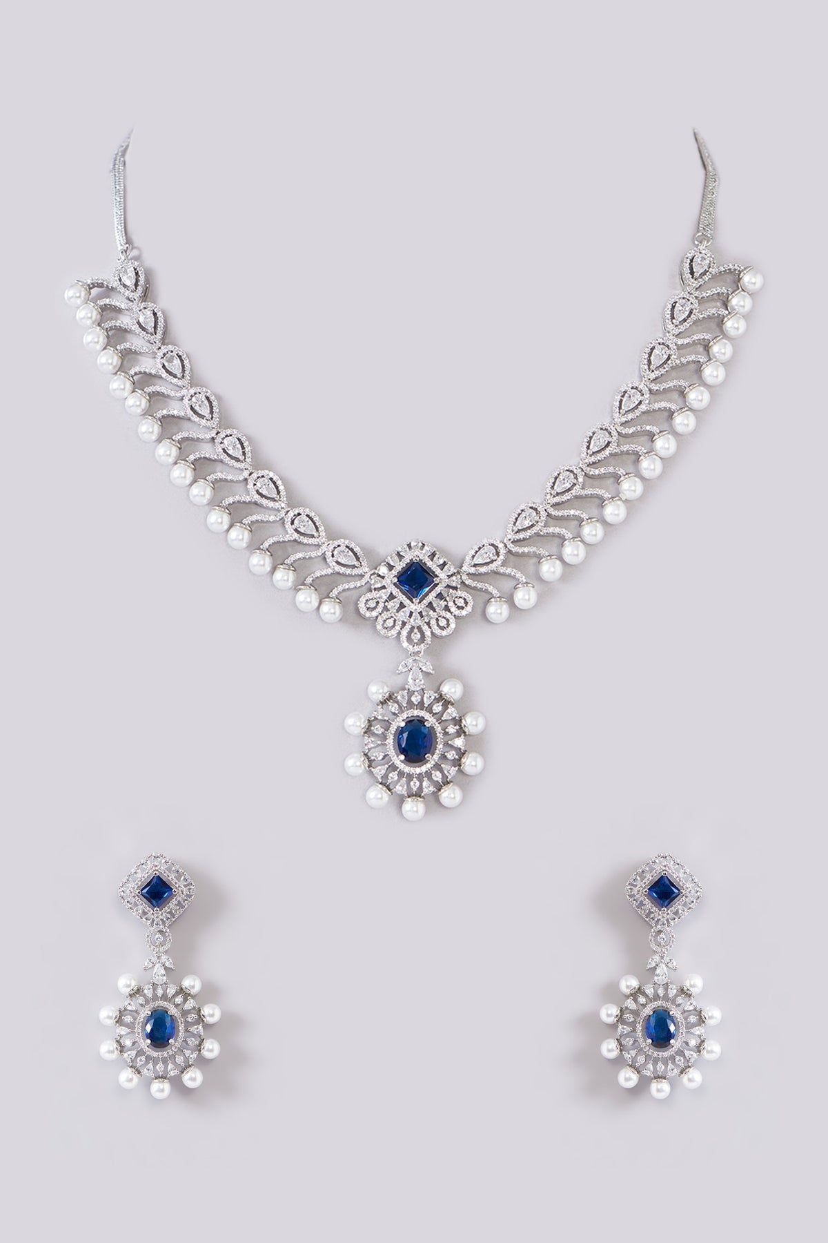 White Finish Zircon Necklace Set
