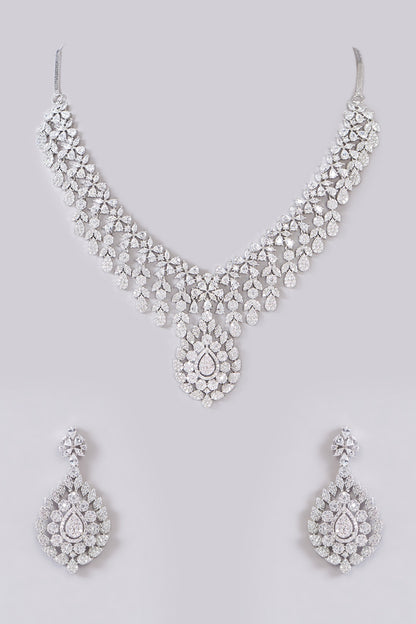White Finish Zircon Necklace Set