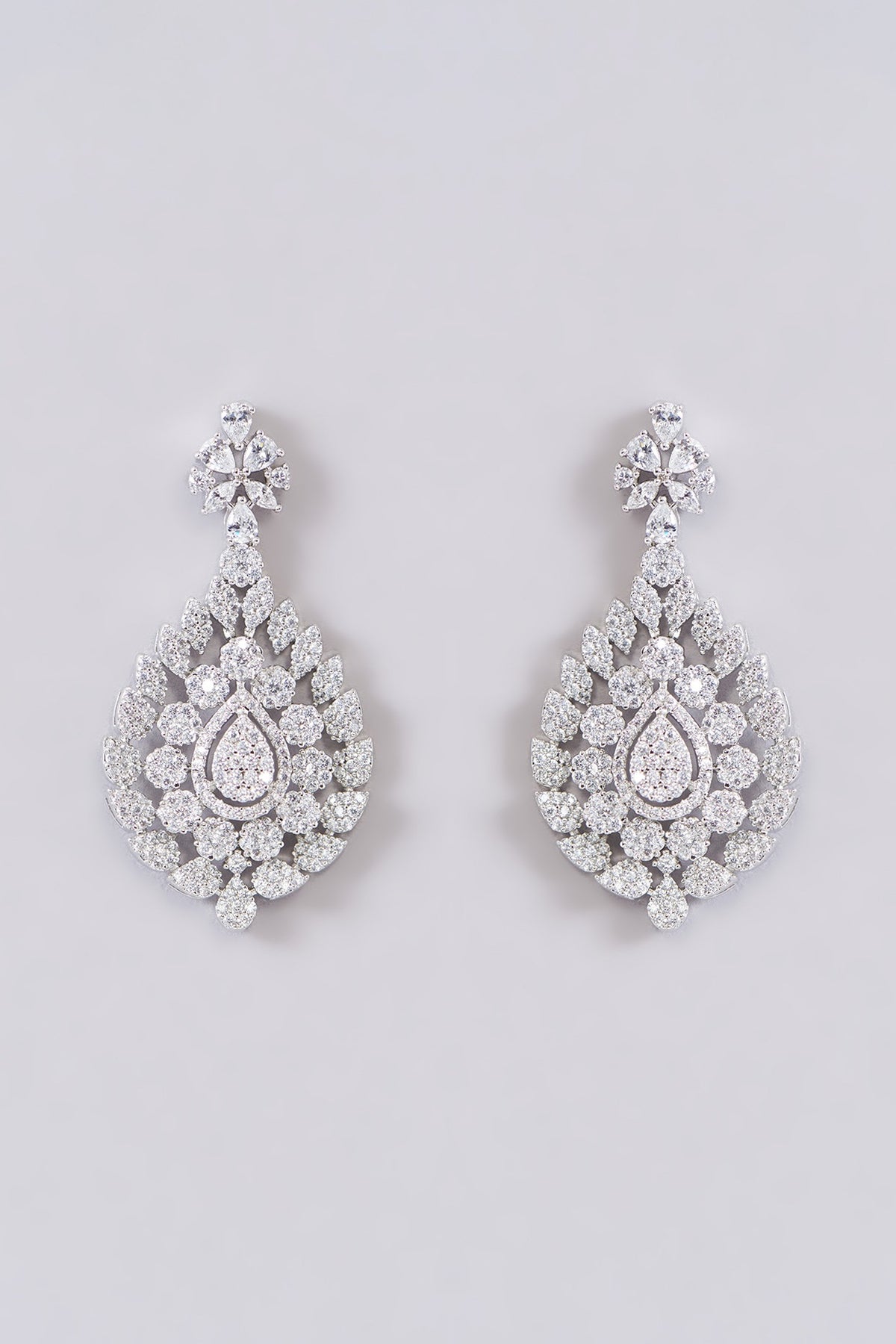 White Finish Zircon Necklace Set