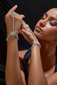 White Finish Zircon Hathphools (Set Of 2)