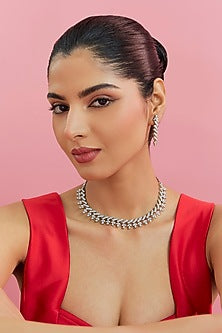 White Finish Zircon Necklace