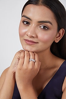 White Finish Zircon Ring