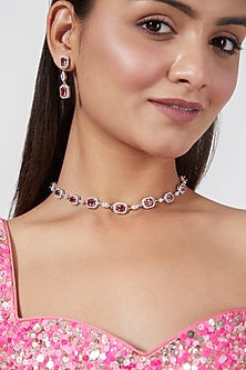 White Finish Sleak Choker Set