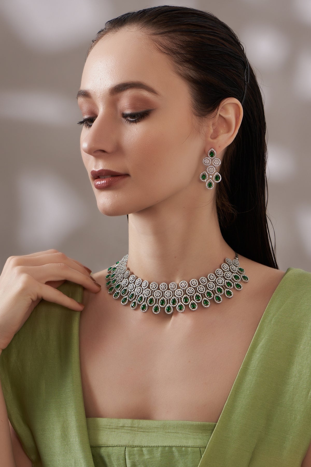 White Finish Green Stone Choker Necklace Set
