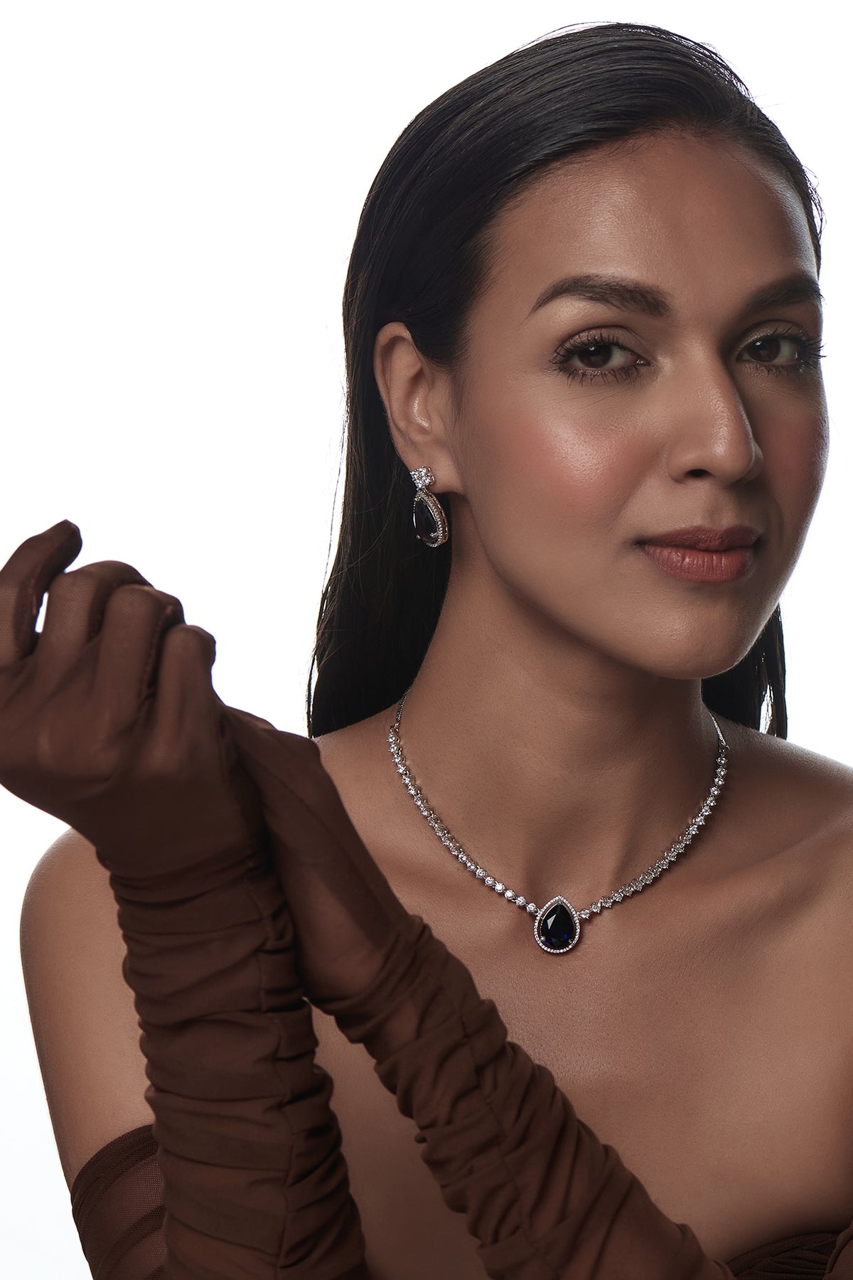 White Finish Zircon & Blue Stone Necklace Set