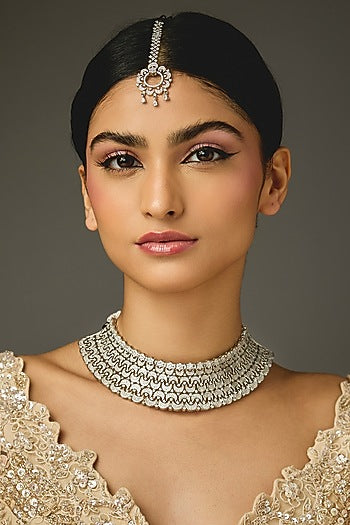 White Finish Zircon Necklace