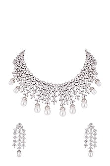 White Finish Faux Diamonds & Pearls Necklace Set