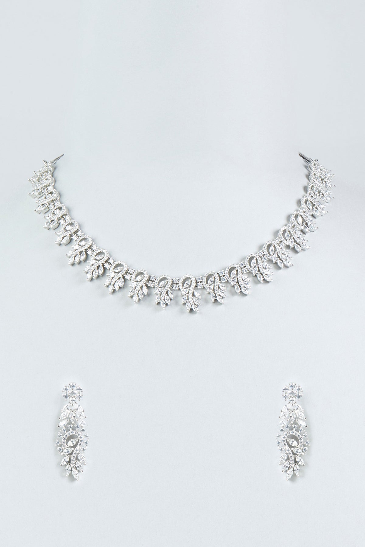 White Finish Zircon Necklace Set
