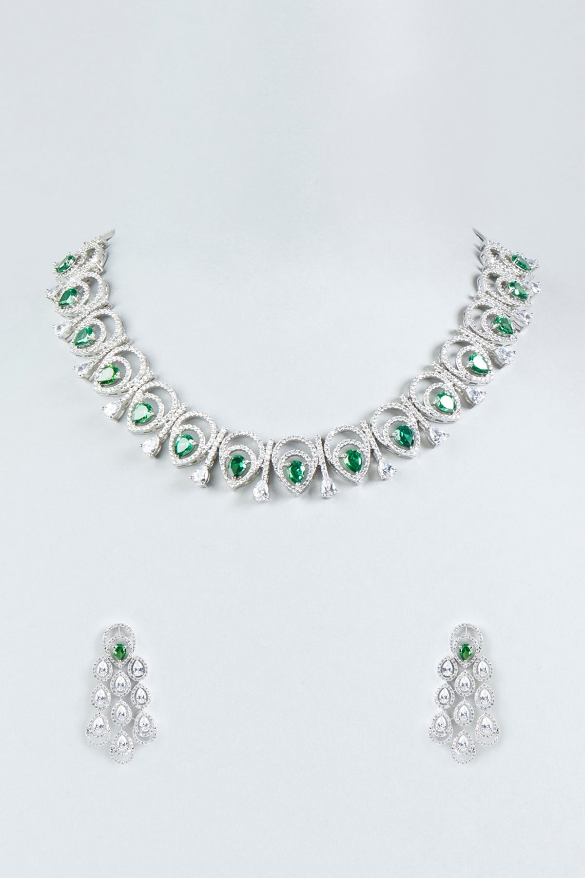 White Finish Faux Diamonds & Green Stone Necklace Set