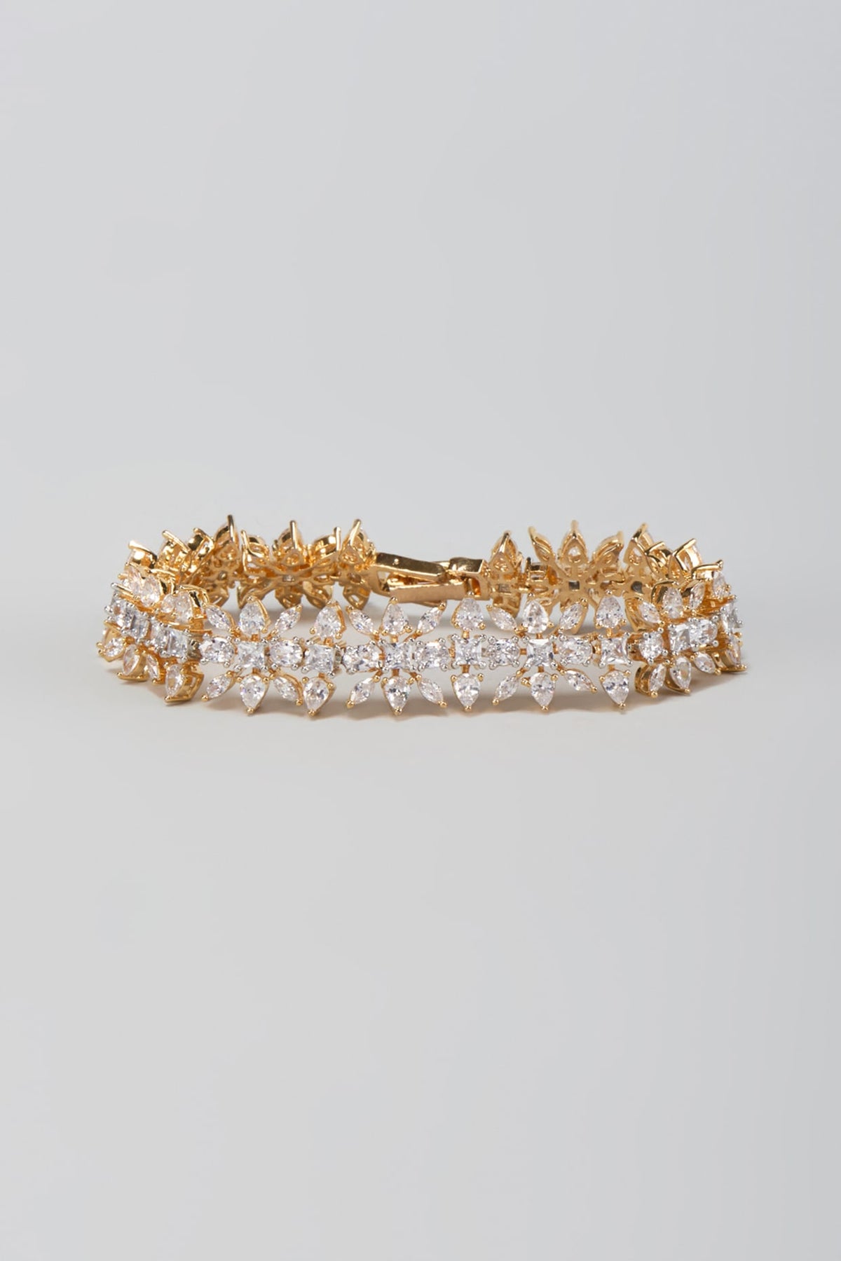 Gold Finish Zircon Openable Bracelet