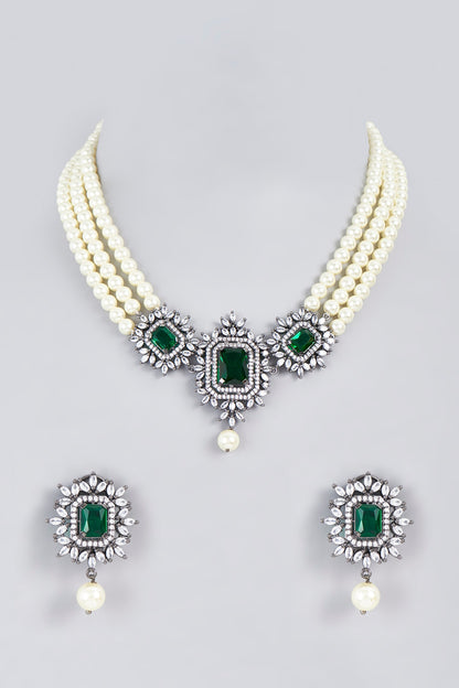 White Finish Green Stone & Pearl Necklace Set