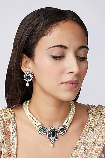 White Finish Green Stone & Pearl Necklace Set
