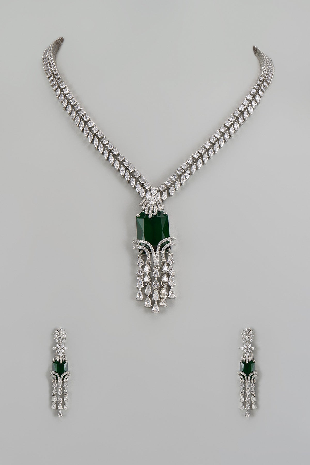 White Finish Zircon & Green Stone Necklace Set