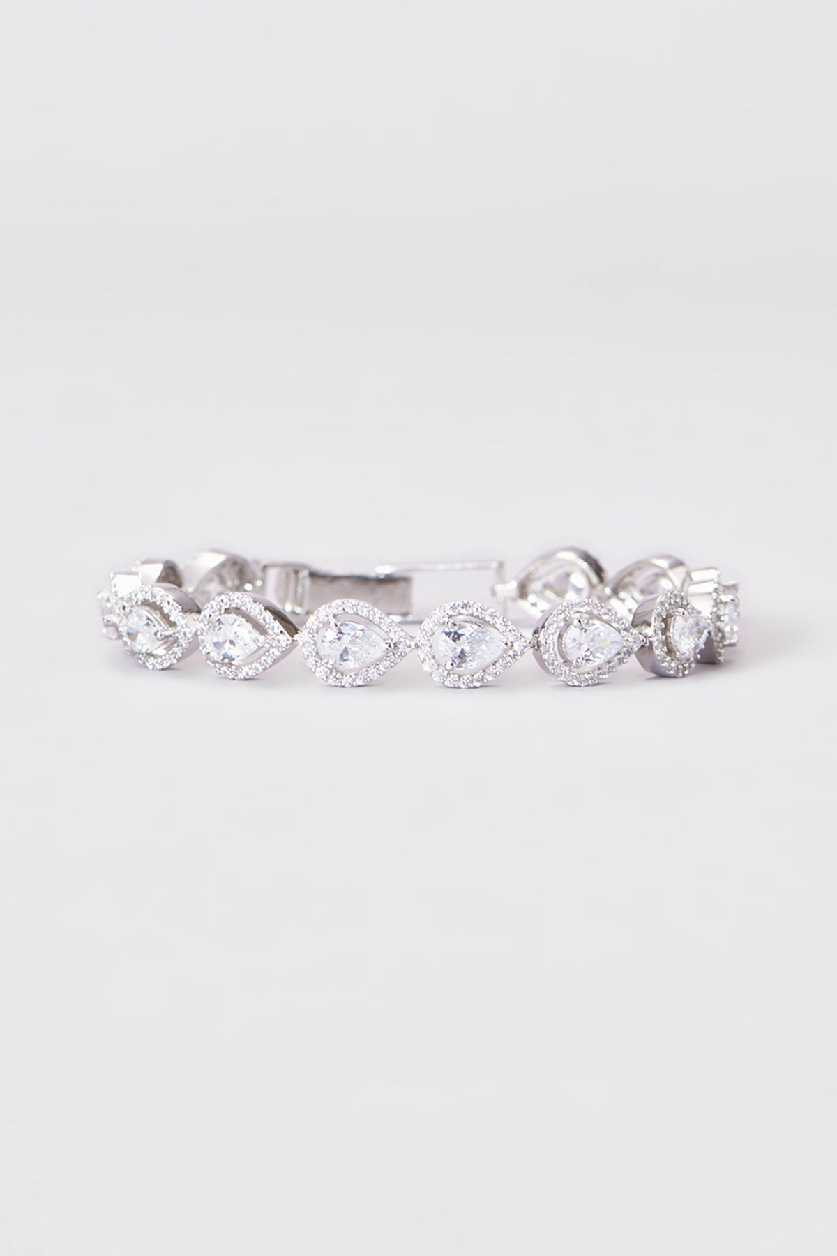 White Finish Zircon Bracelet