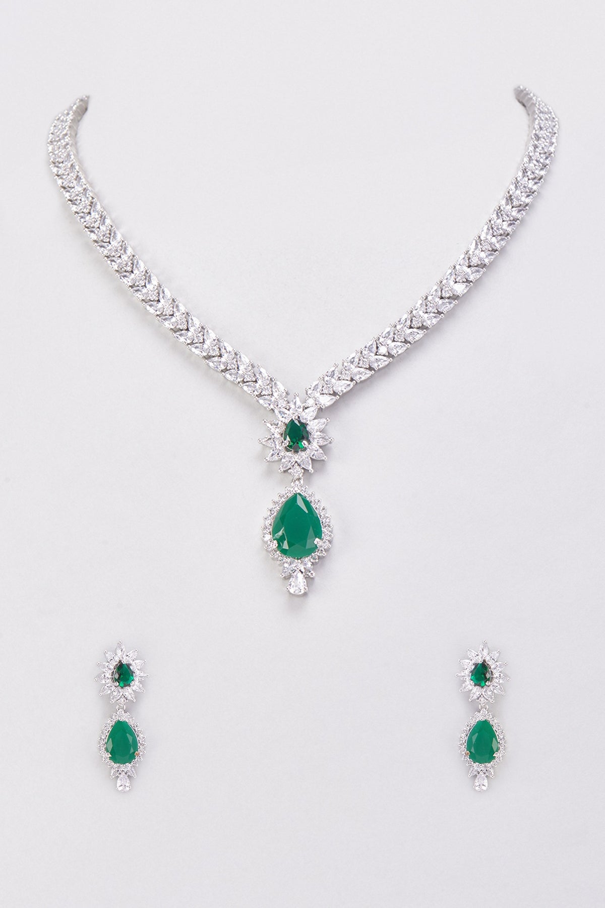 White Finish Synthetic Emerald Stone & Zircon Necklace Set