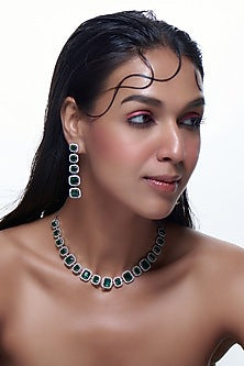 White Finish Zircon & Emerald Synthetic Stone Necklace Set