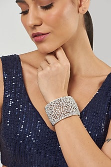 White Finish Zircon Bracelet