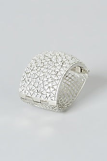 White Finish Zircon Bracelet