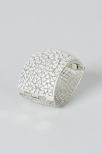 White Finish Zircon Bracelet