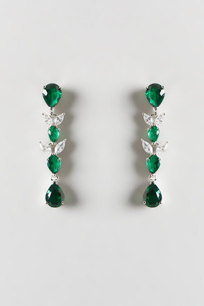 White Finish Emerald & Zircon Necklace Set