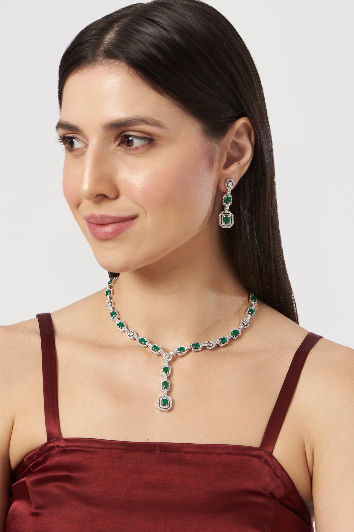 White Finish Emerald & Zircon Necklace Set