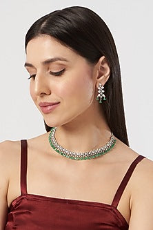 White Finish Emerald & Zircon Choker Necklace Set