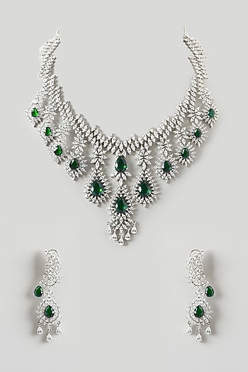 White Finish Zircon & Emerald Necklace Set