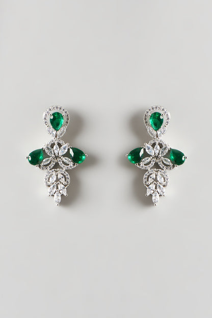 White Finish Zircon & Emerald Necklace Set