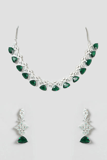 White Finish Zircon & Emerald Necklace Set
