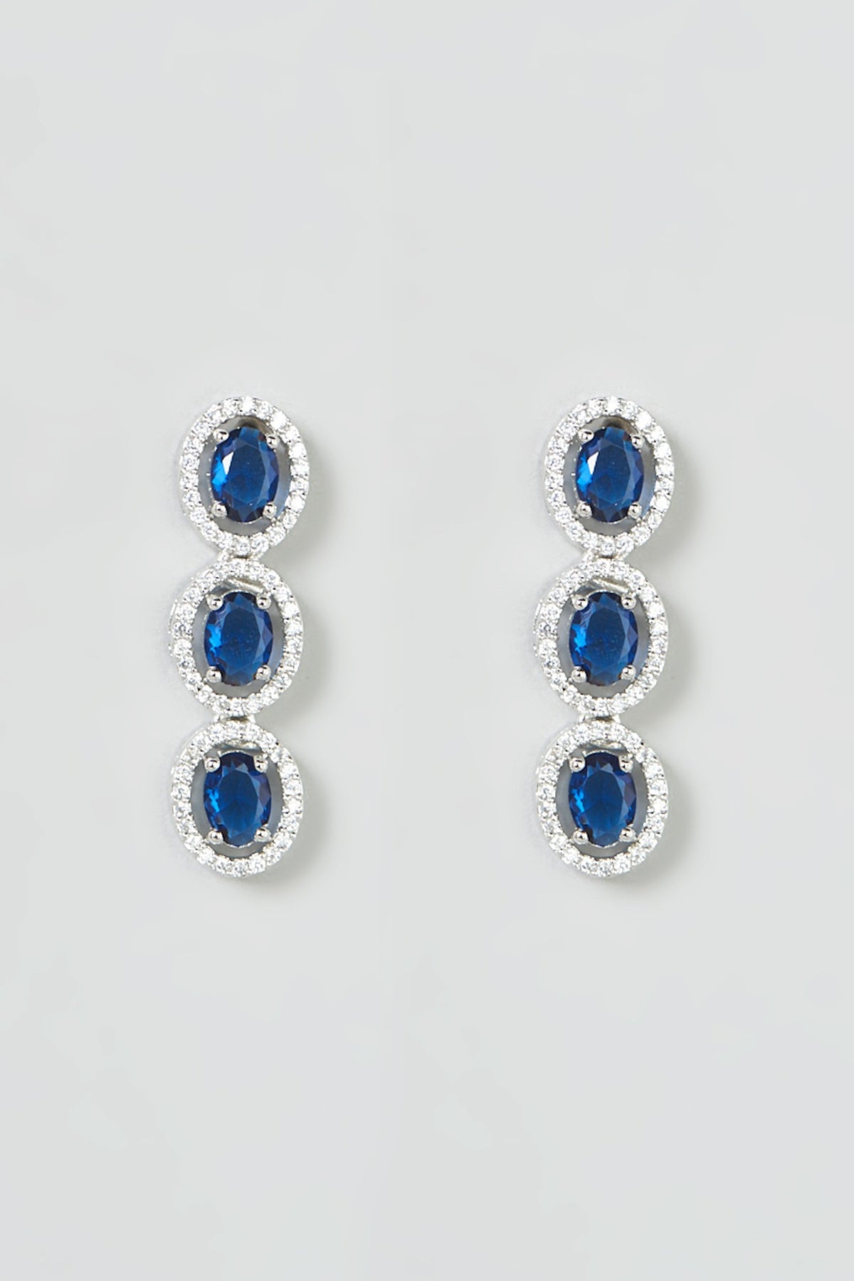 White Finish Blue Stones & Zircon Necklace Set