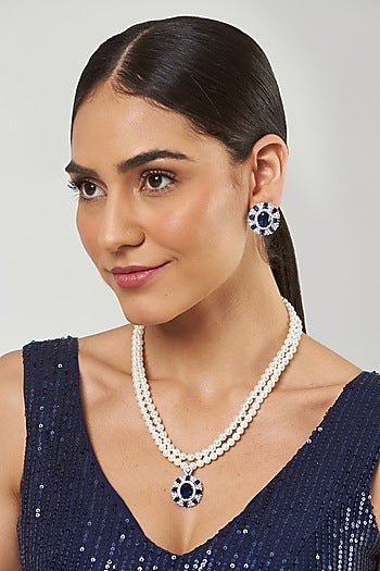 White Finish Stone Motifs & Zircon Necklace Set
