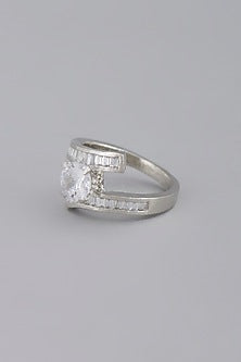 White Finish Zircon Ring