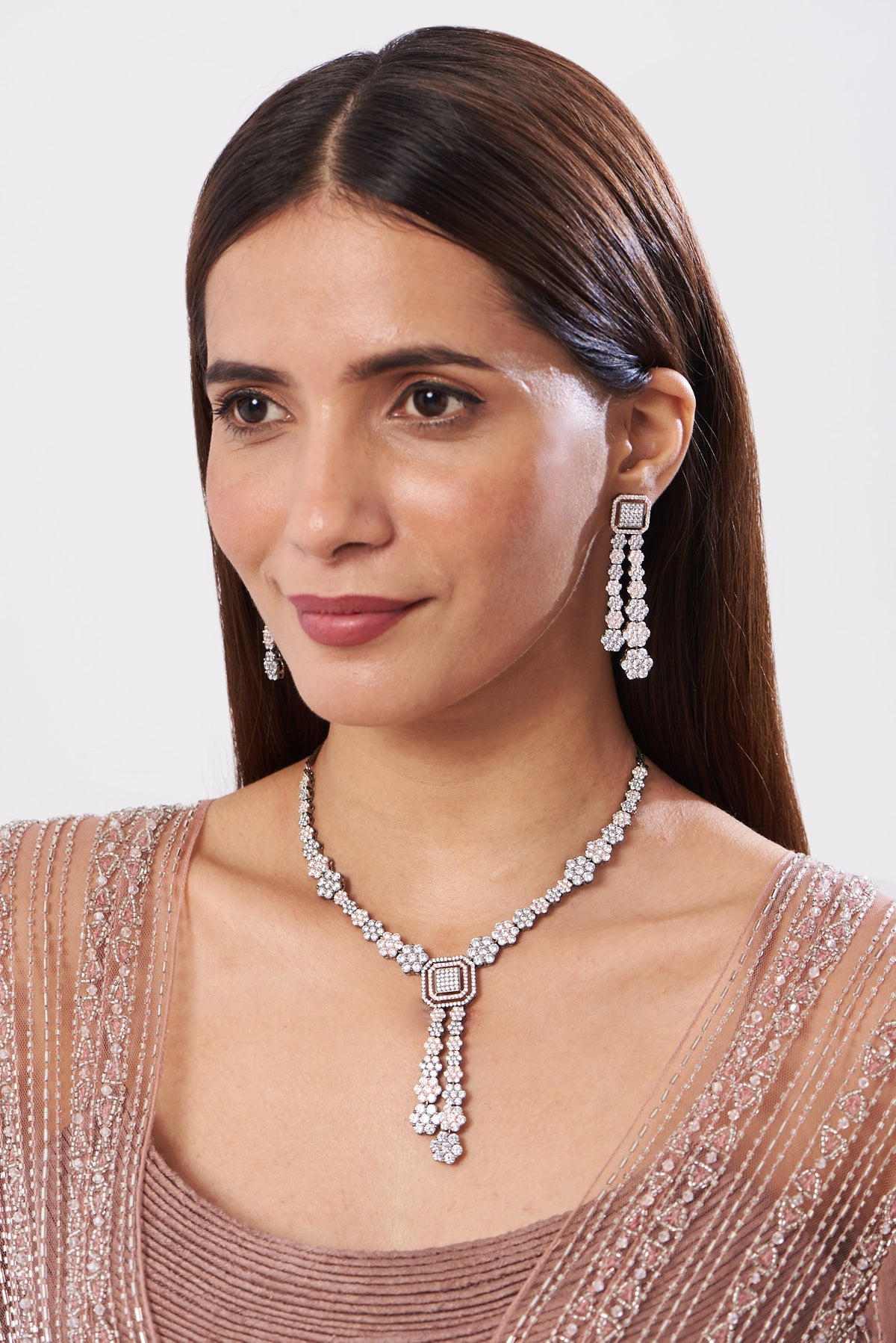 White Finish Necklace Set With Zircon