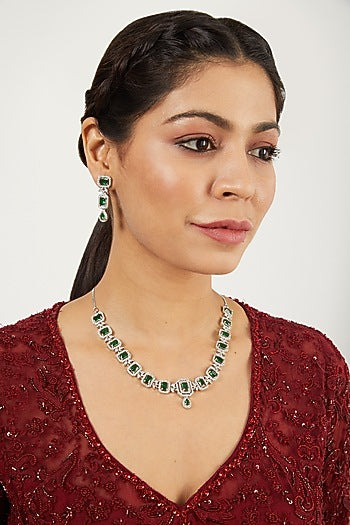 White Finish Zircon & Green Stones Necklace Set