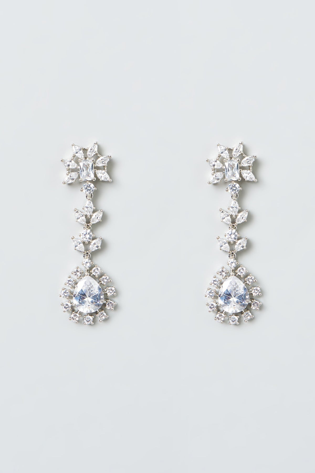White Finish Zircon Necklace Set