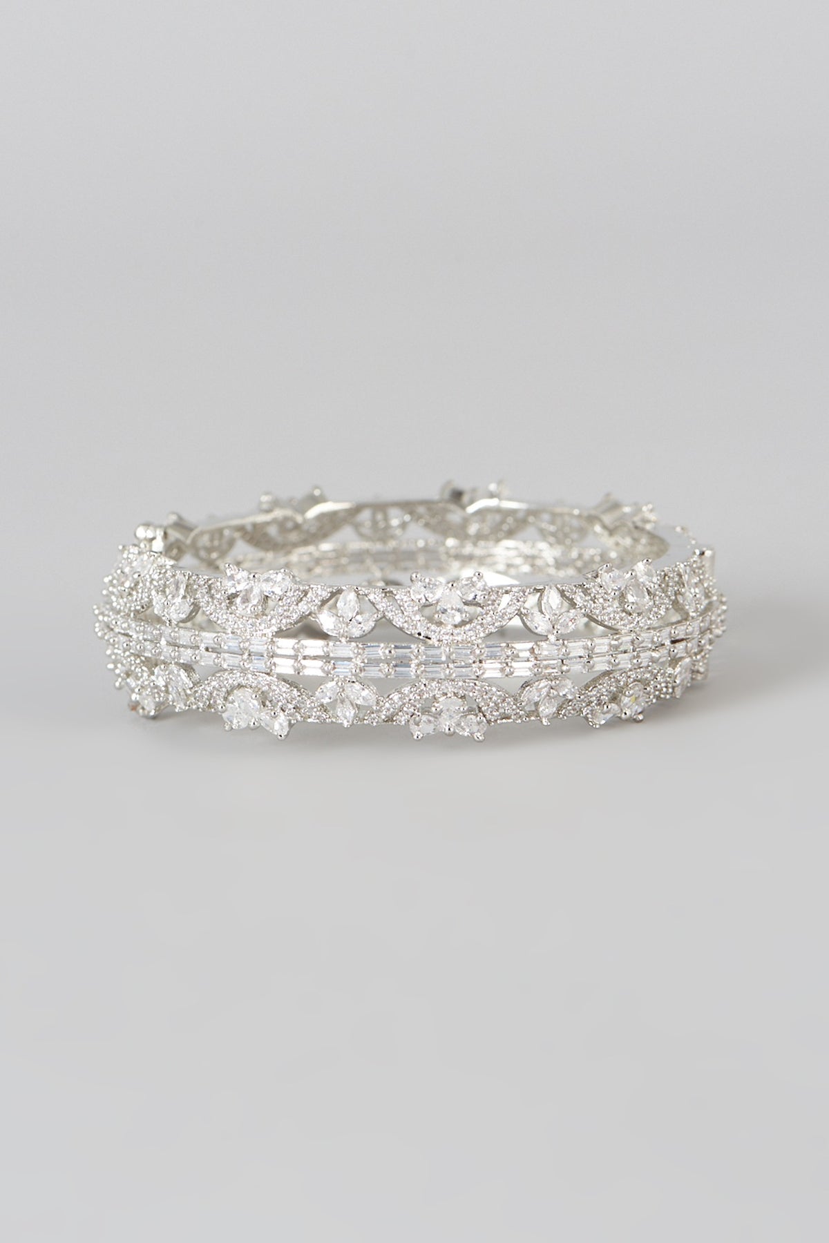 White Finish Zircon Bracelet