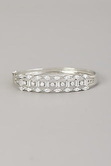 White Finish Zircon Bracelet