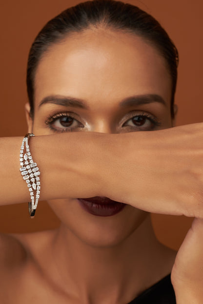White Finish Zircon Bracelet