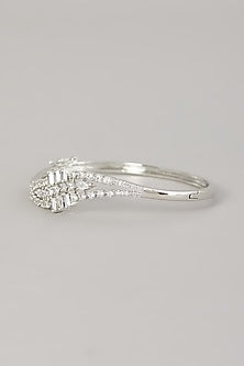 White Finish Zircon Bracelet