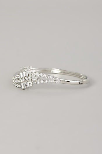White Finish Zircon Bracelet