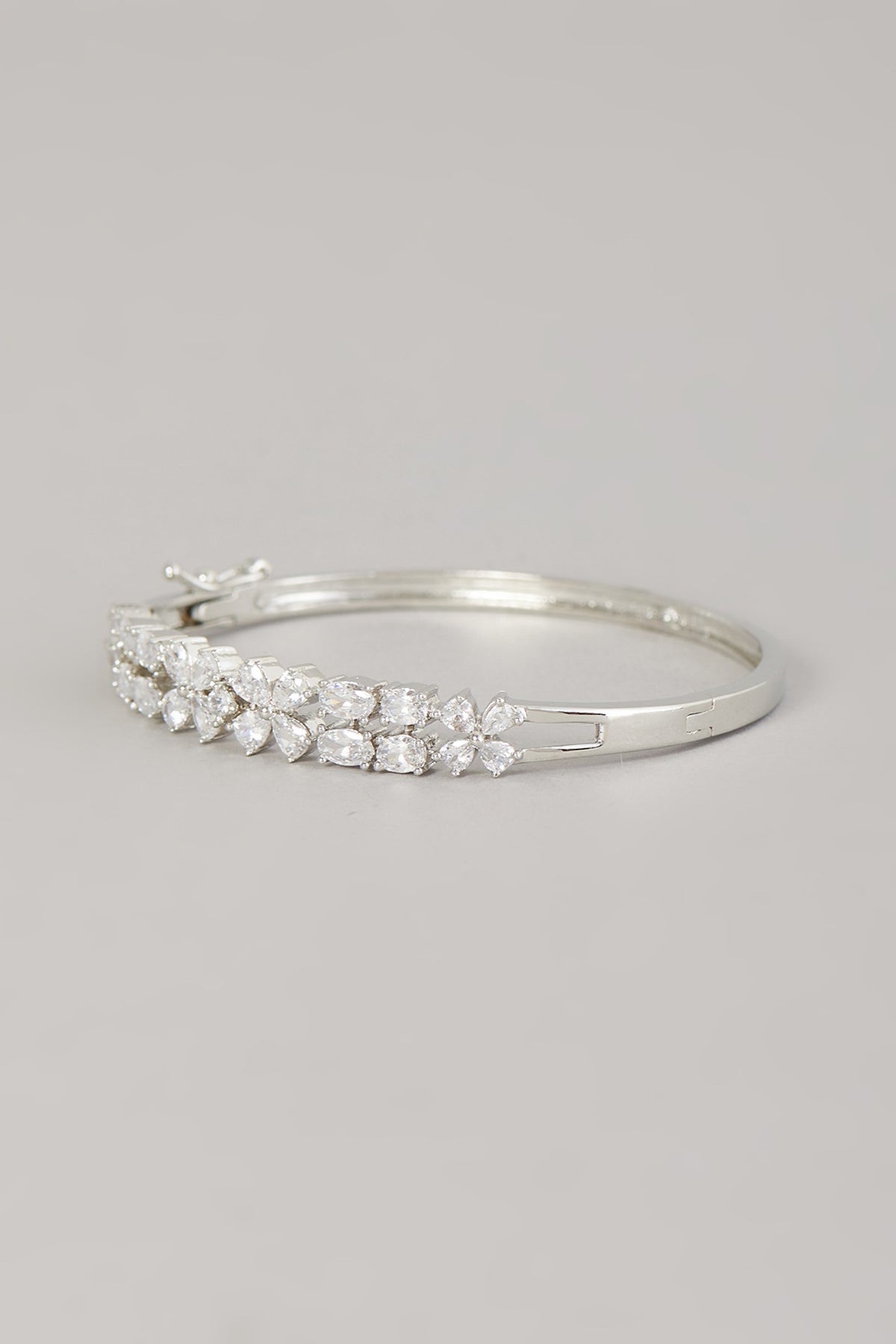 White Finish Zircon Bracelet