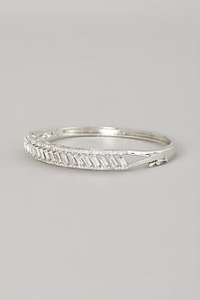 White Finish Zircon Bracelet