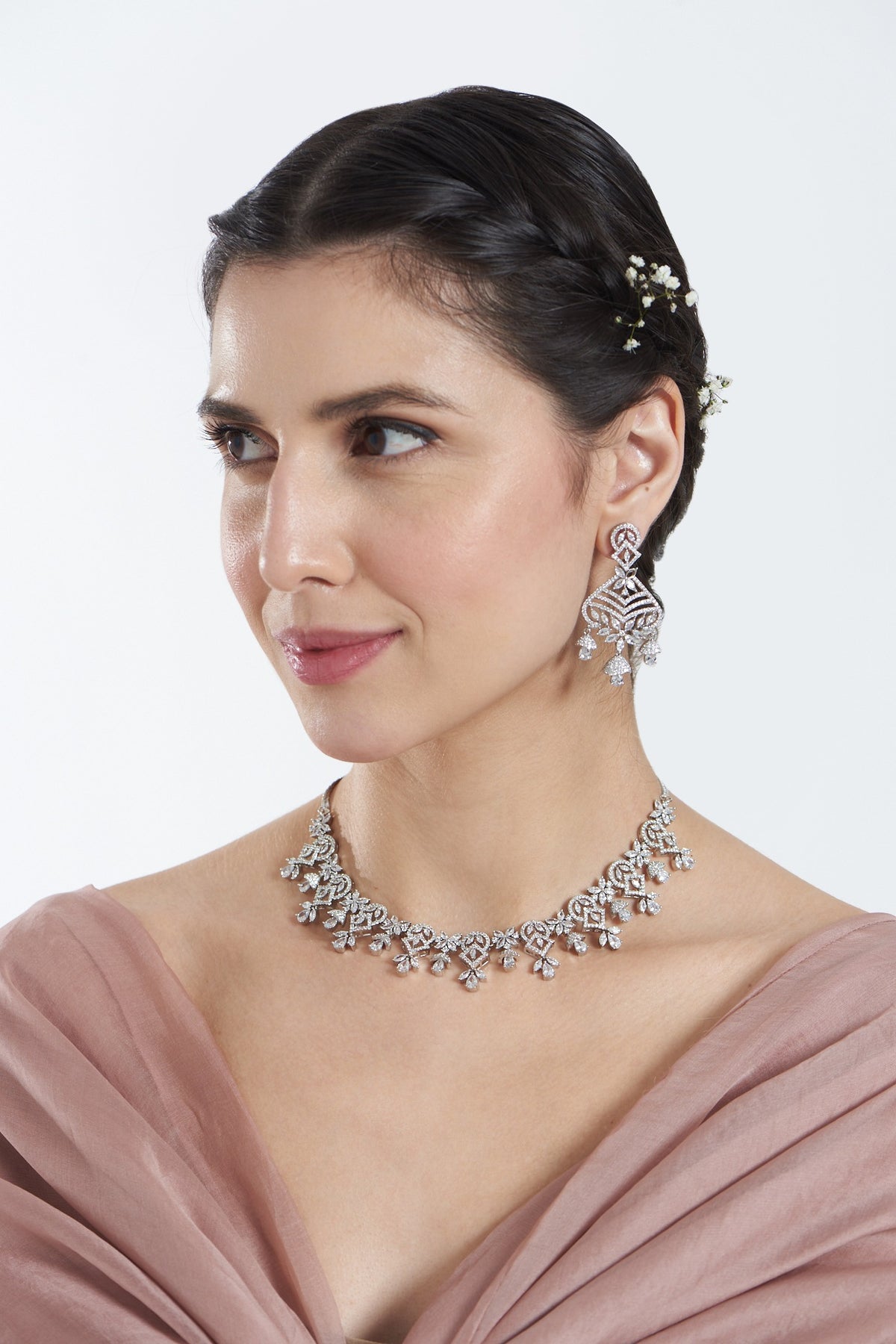 White Finish Zircon Necklace Set