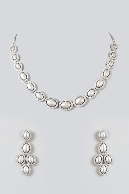 White Finish Zircon Necklace Set