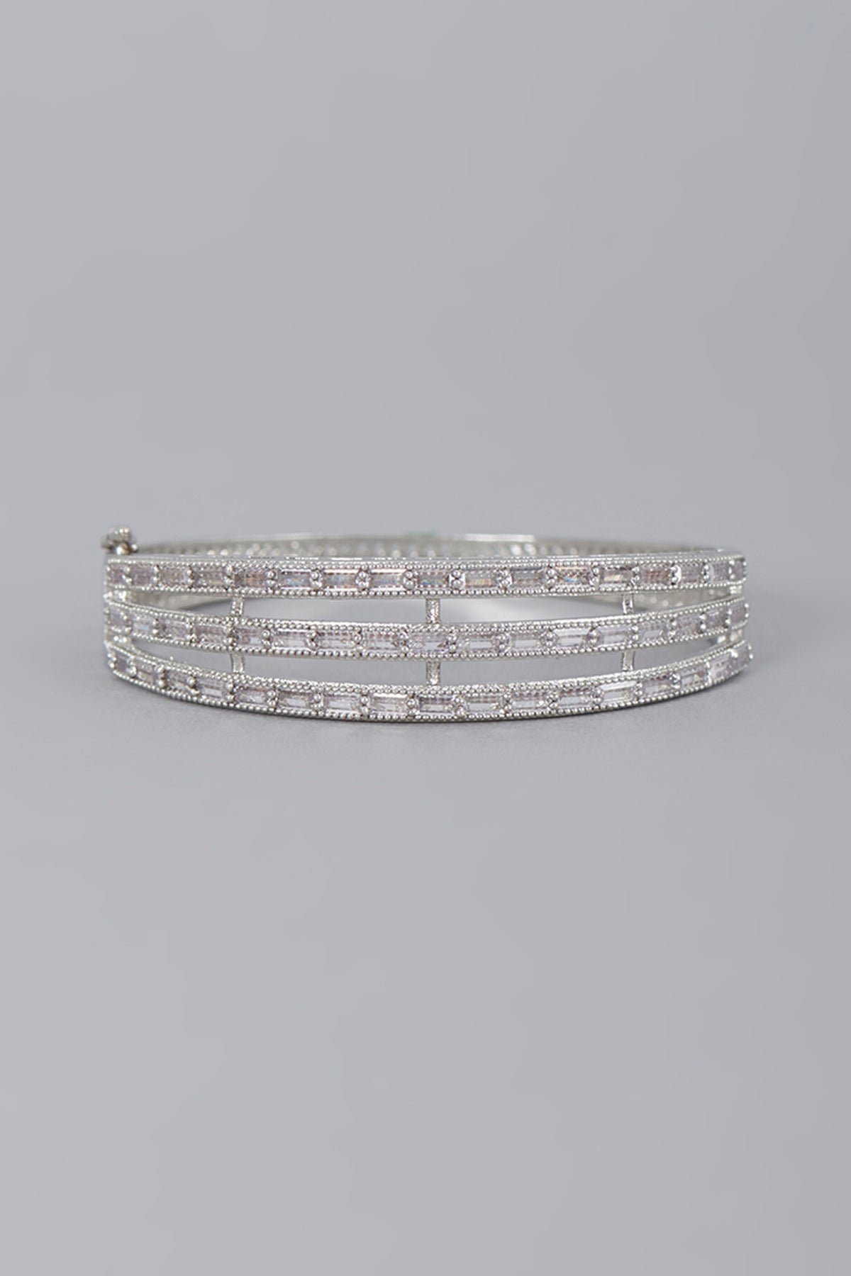 White Finish Zircon Bracelet